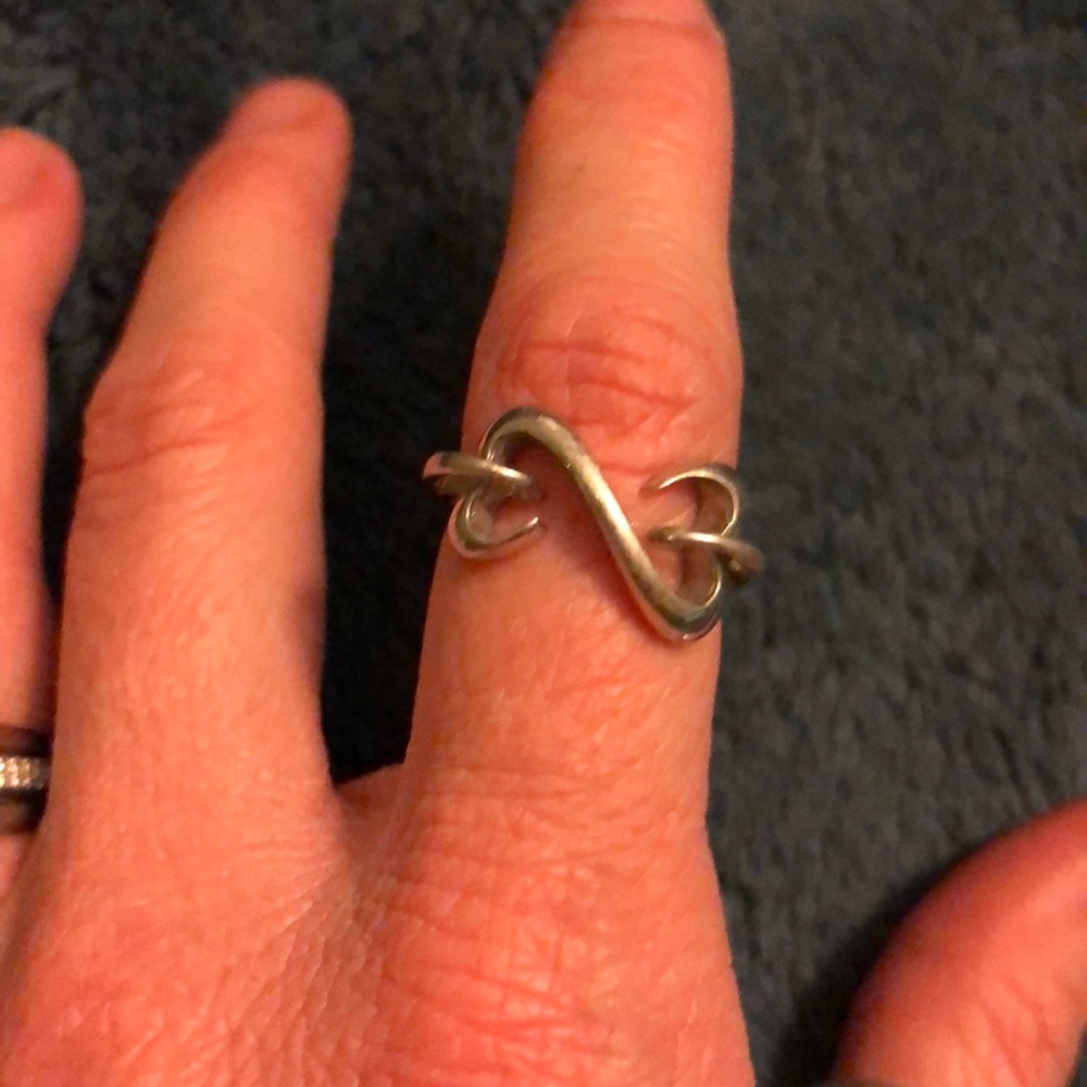 Kay Jewlers silver open heart ring